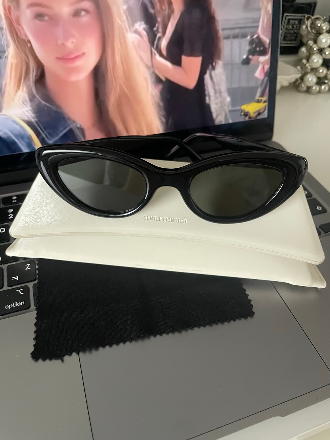 젠틀몬스터 코닉선글라스 상품이미지2