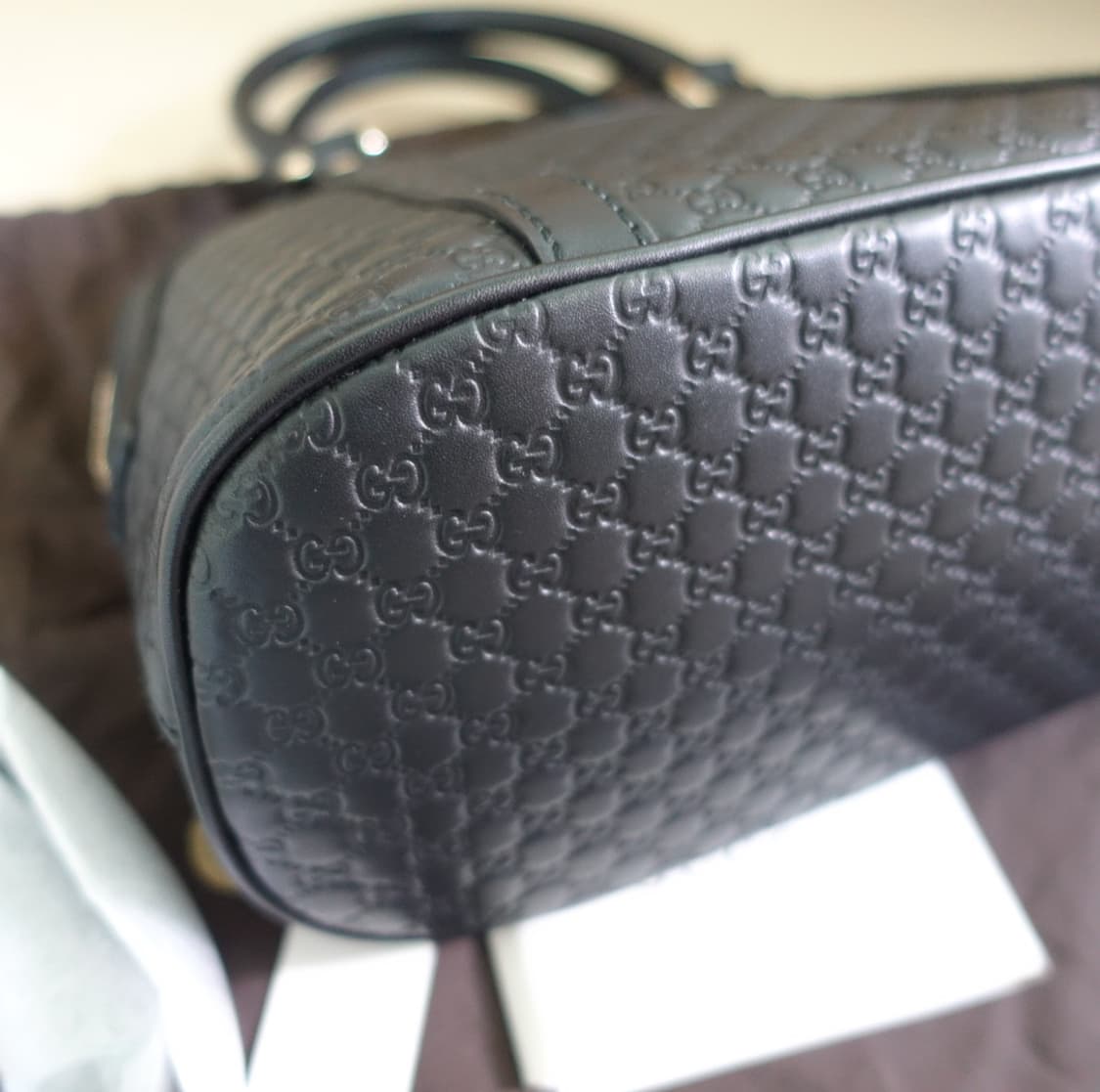 구찌 마이크로시마 미니돔 블랙 토트백 상품이미지10