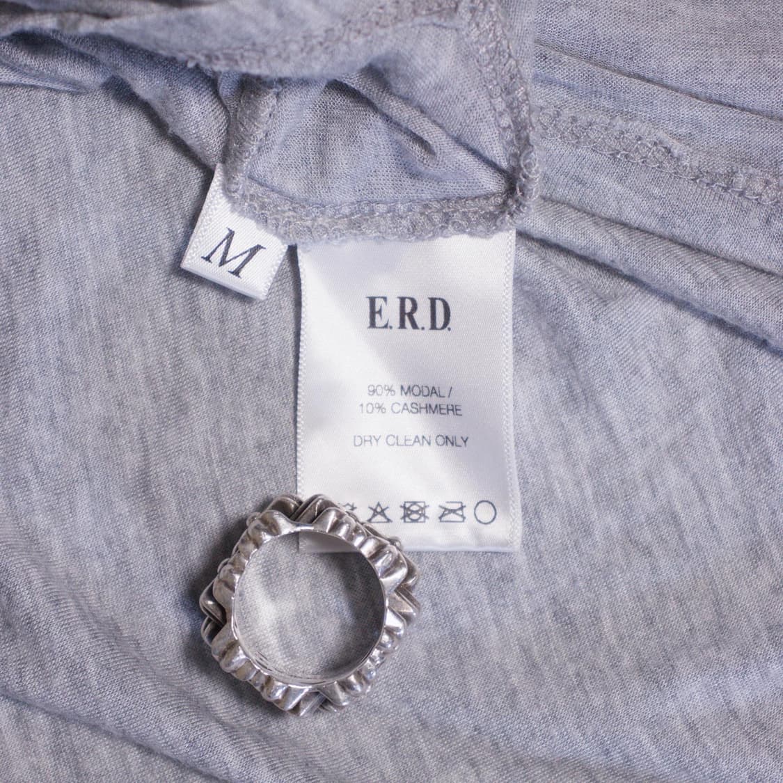 ERD AW15 캐쉬미어 로고롱슬리브 상품이미지3