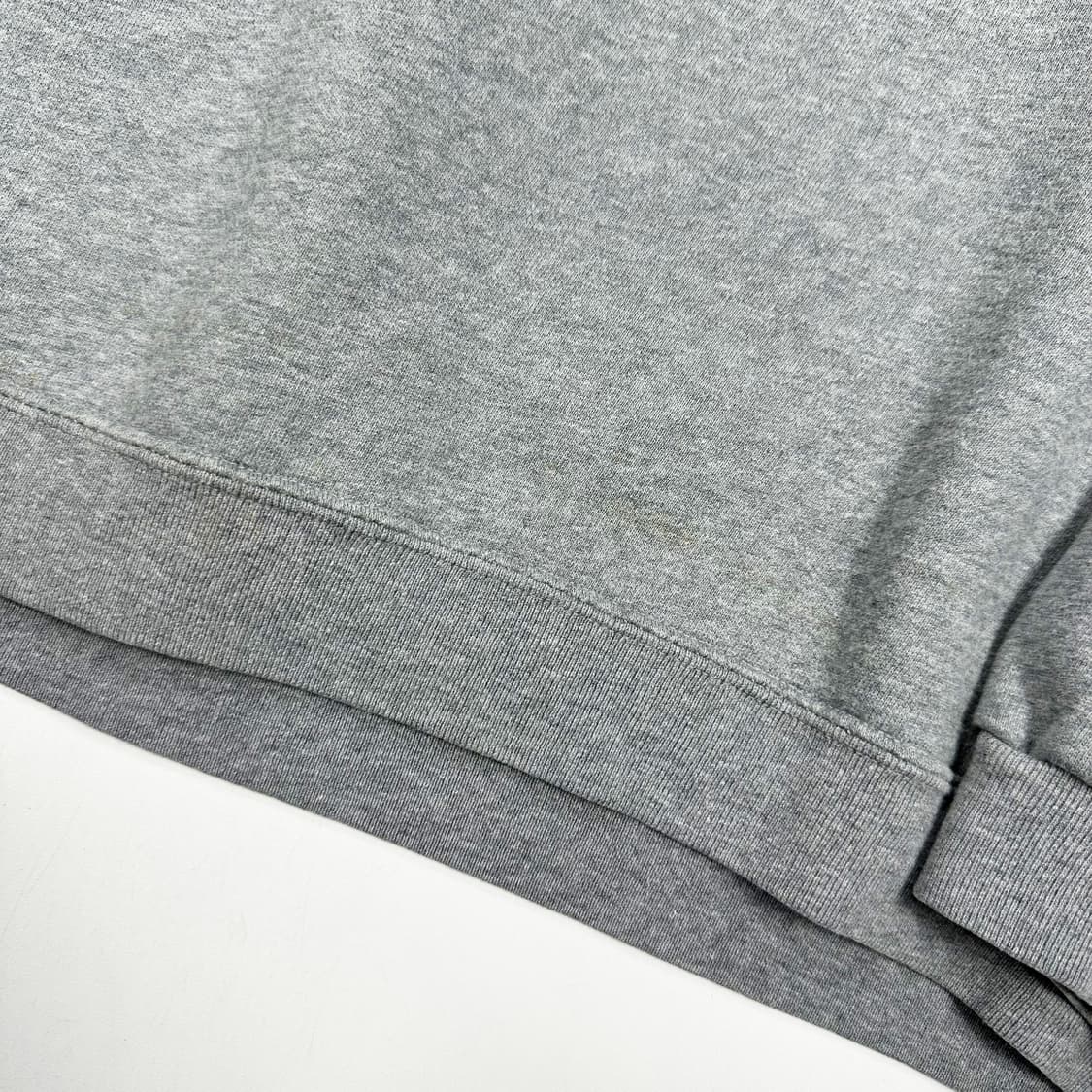 아크네스튜디오 핀트페이스 그레이 맨투맨 (M) 상품이미지6