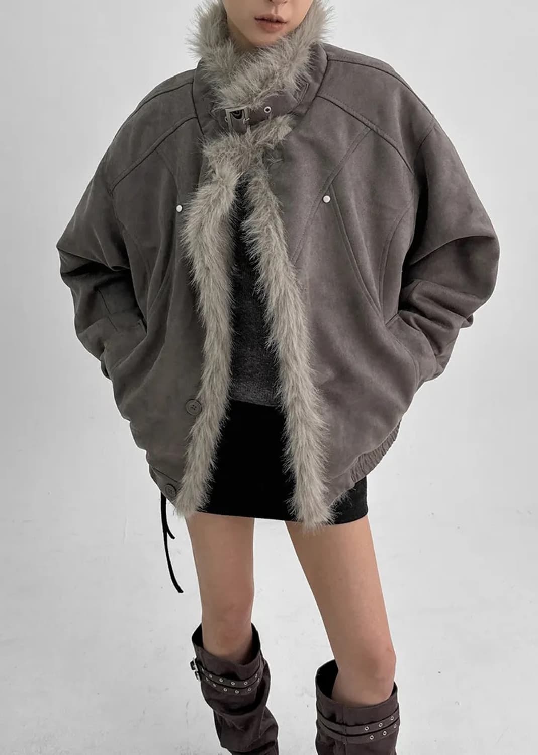 블랙업 퍼 무스탕 상품이미지1