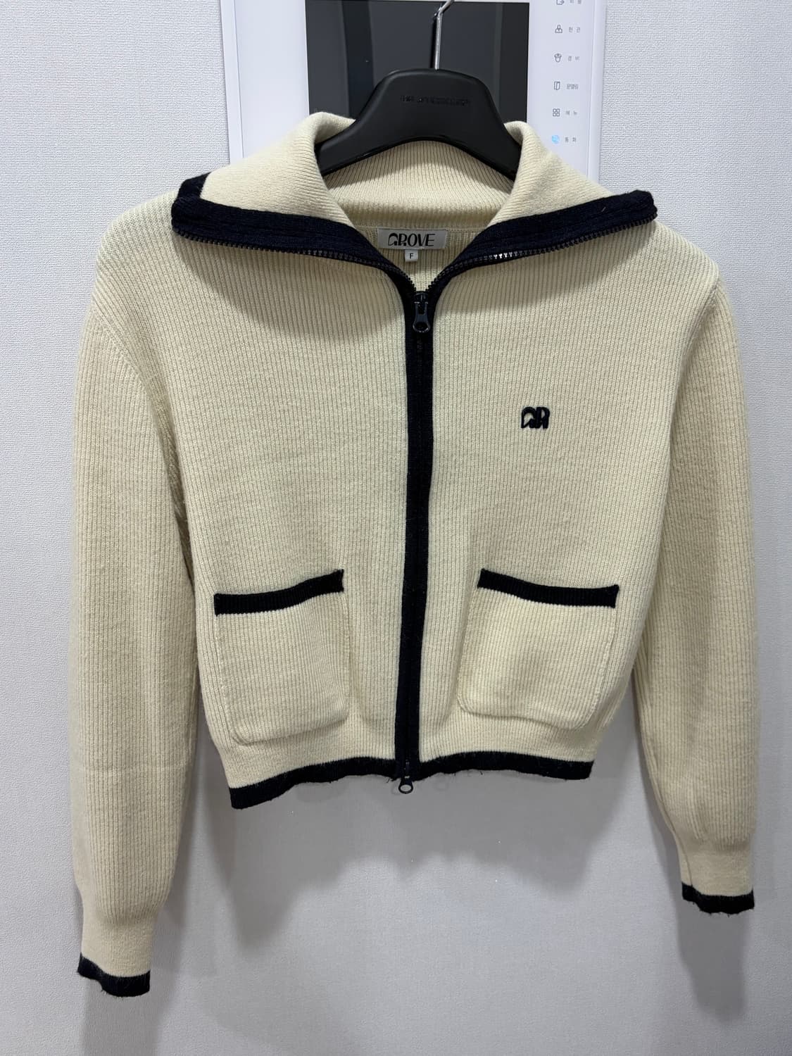 grove 그로브 225S POUT CARDIGAN [IVORY] 가디건 상품이미지1