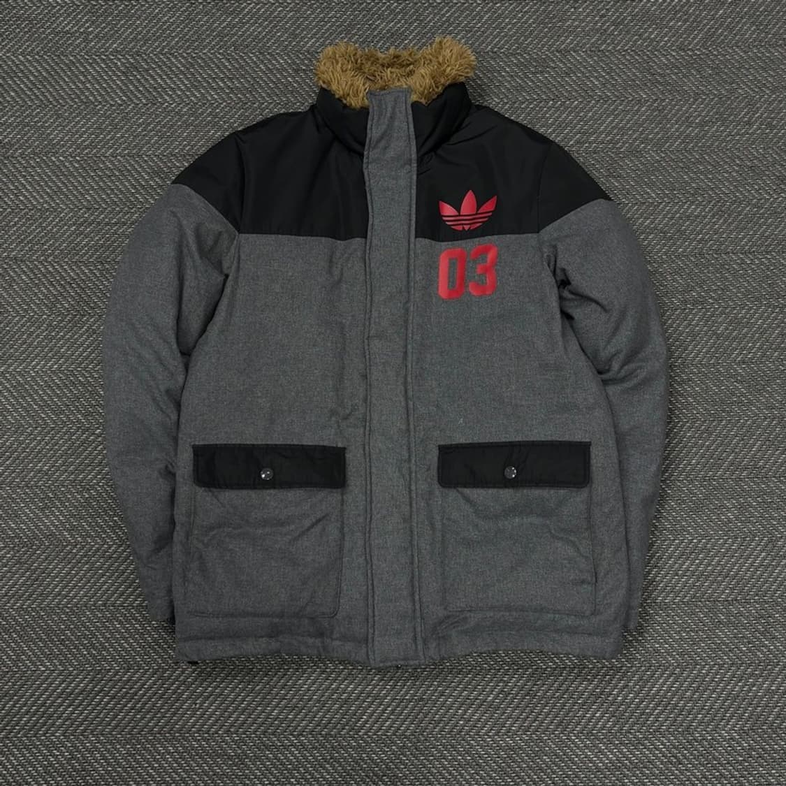 아디다스 덕다운 패딩점퍼 v0384 상품이미지1