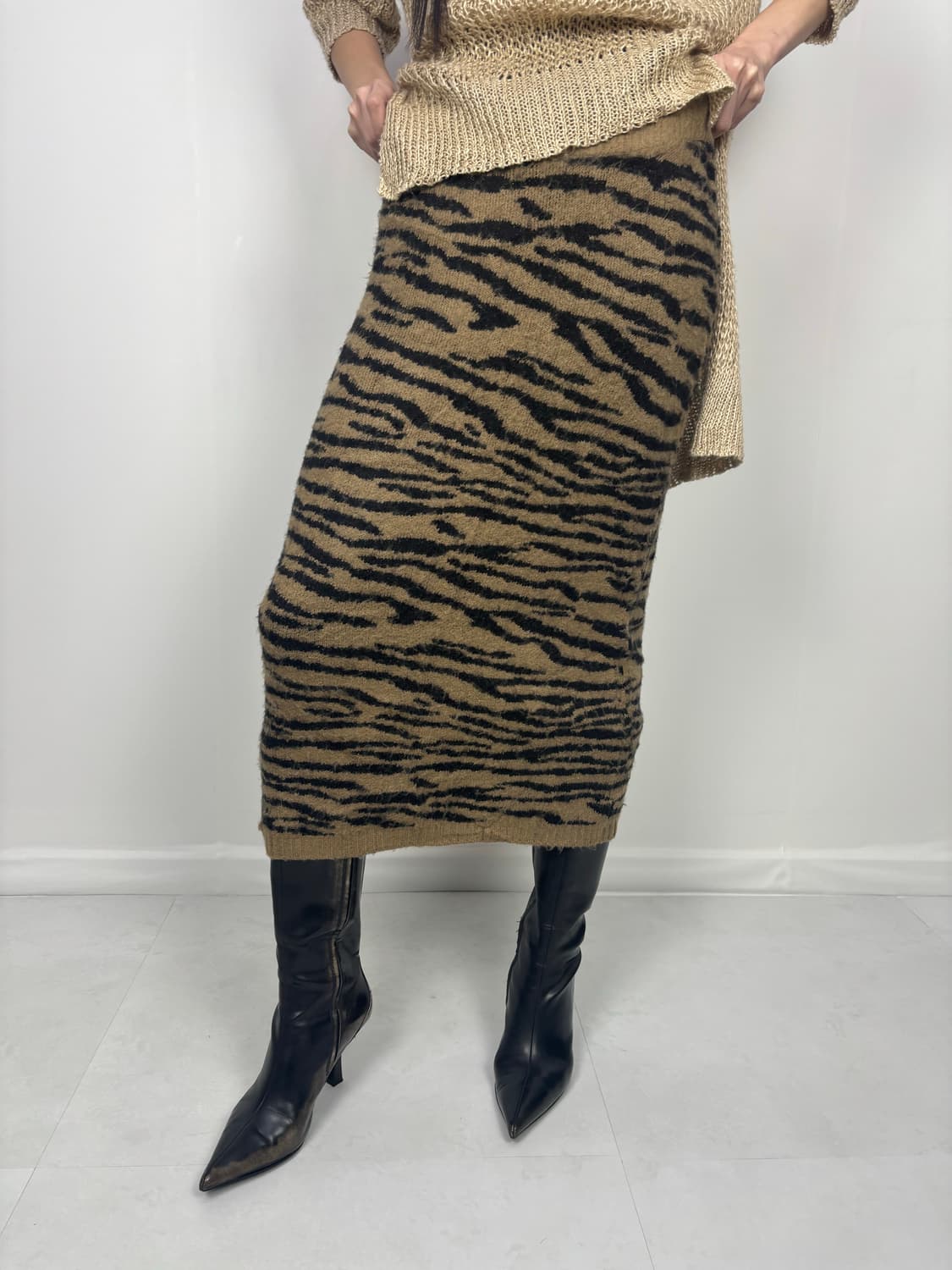 TIGER PATTERN LONG SKIRT 상품이미지4