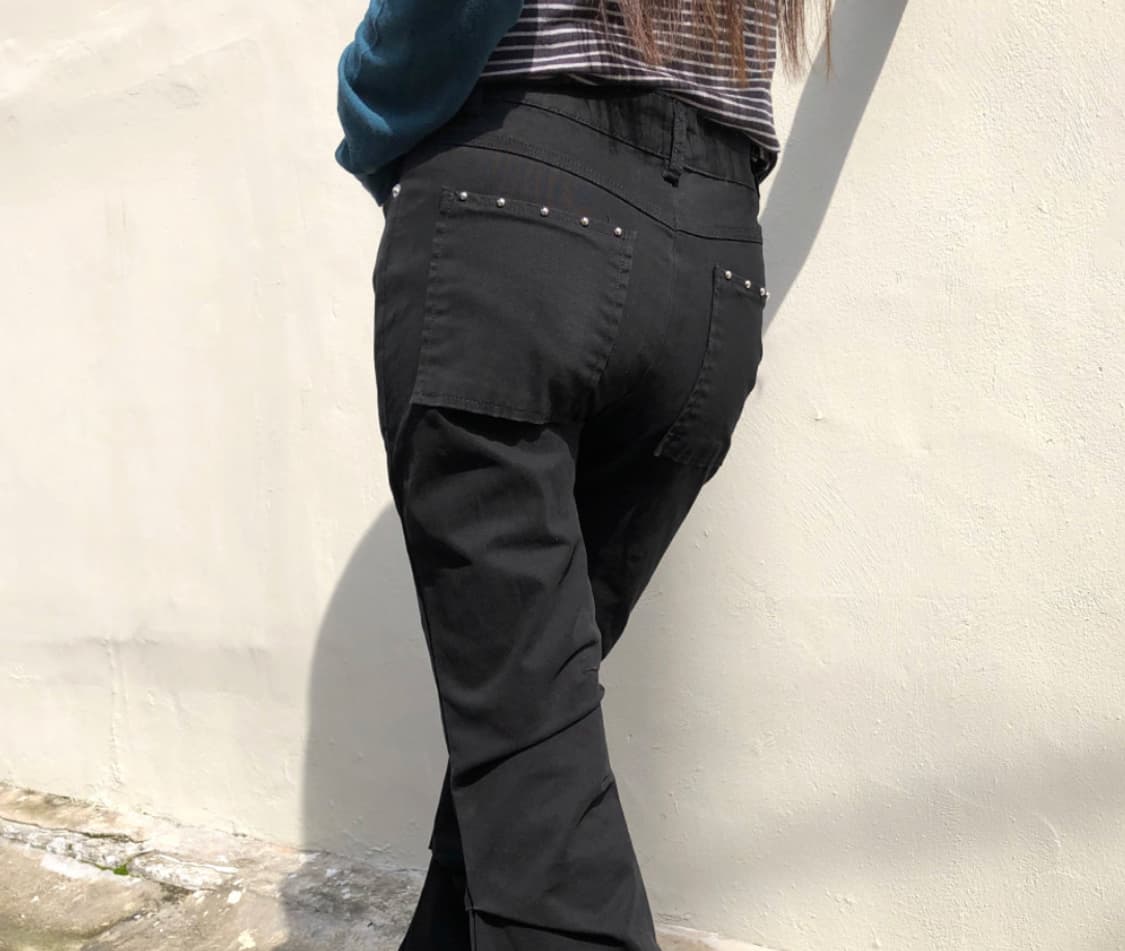 원더원더 셔링 부츠컷 팬츠 상품이미지2