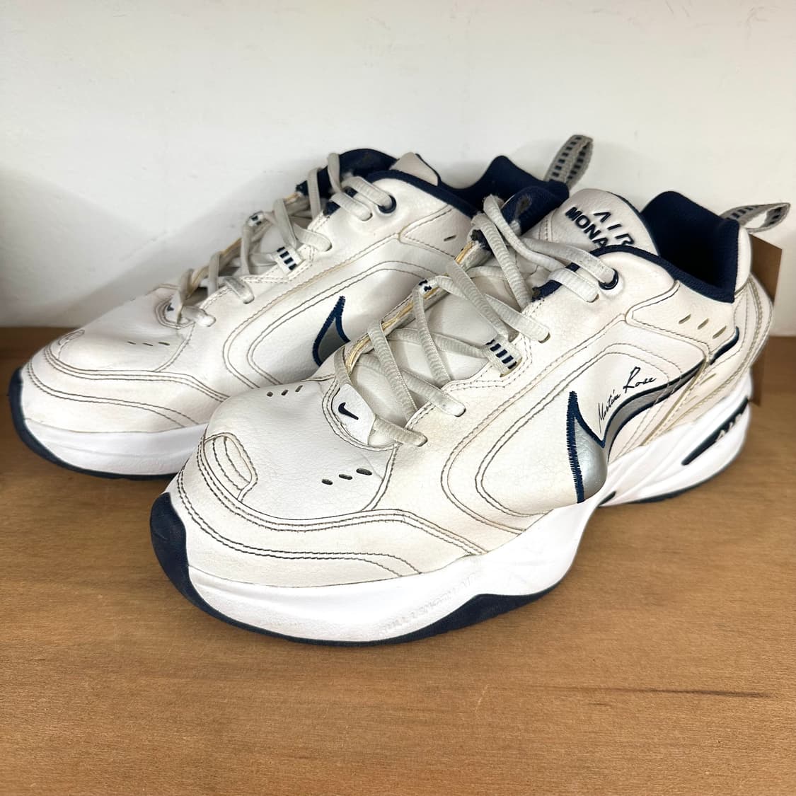 마틴 로즈 x 나이키 에어 모나크 상품이미지1