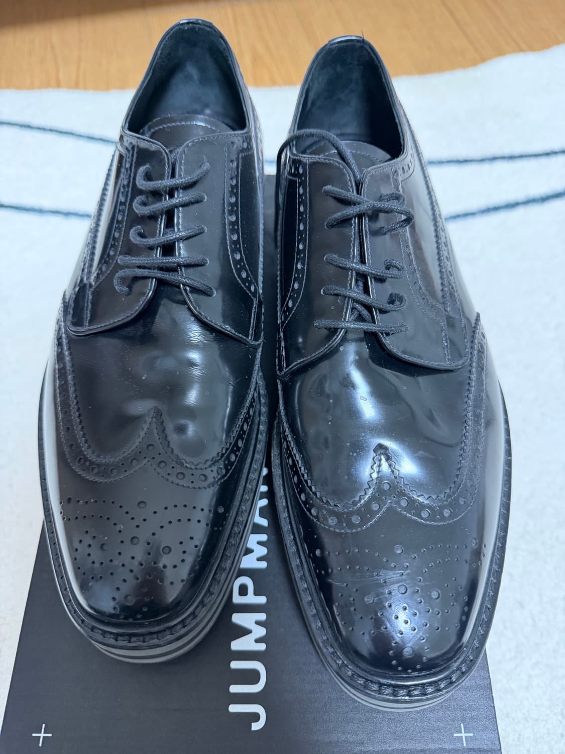 프라다 윙팁구두 블랭 42사이즈 입니다 상품이미지1