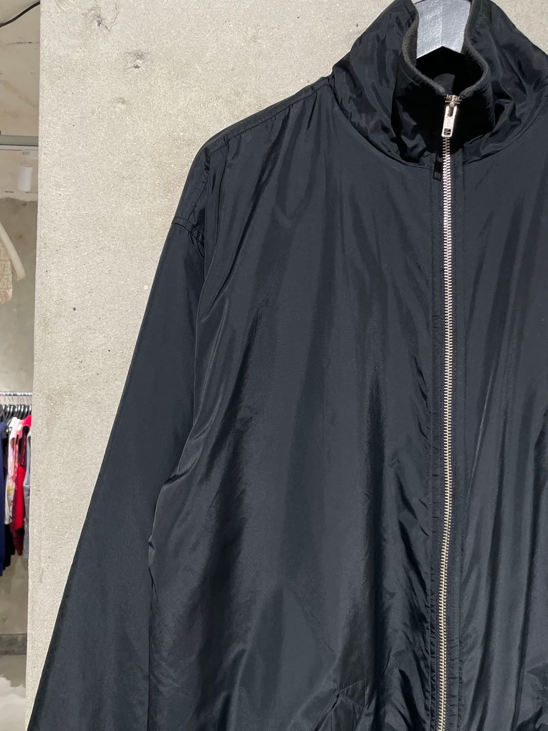 이브 생로랑 뿌르 옴므 블랙 백 로고 플리스 라이닝 자켓 상품이미지3