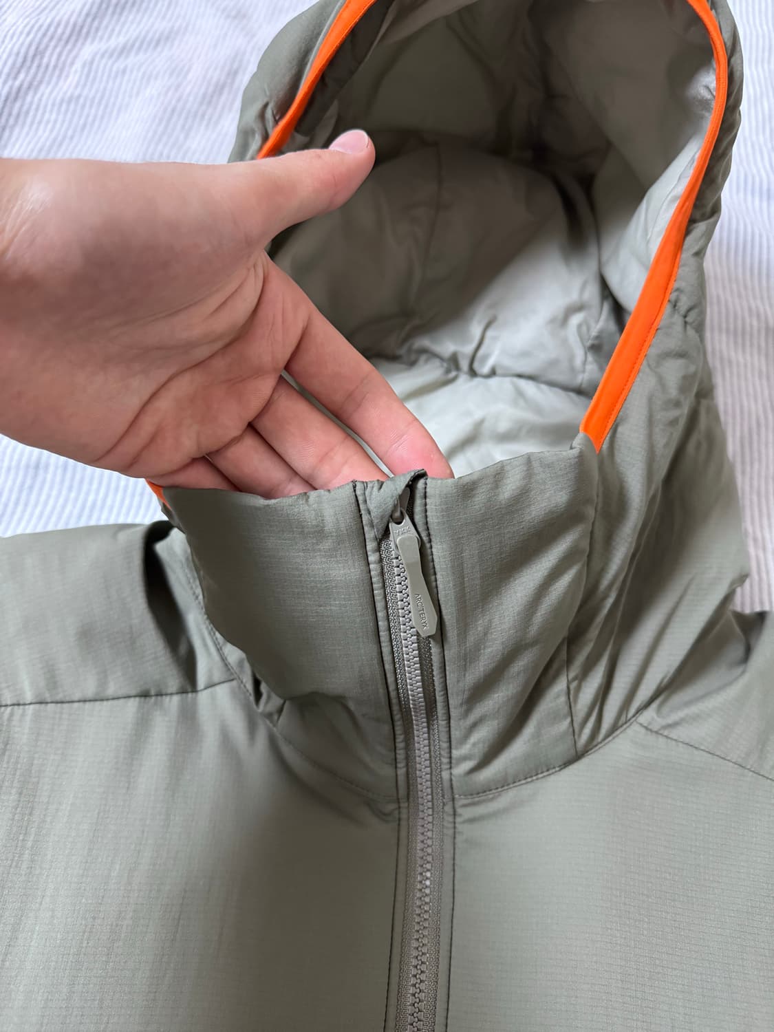 (SS급) 아크테릭스 아톰 LT 후디 포리지 L 상품이미지5