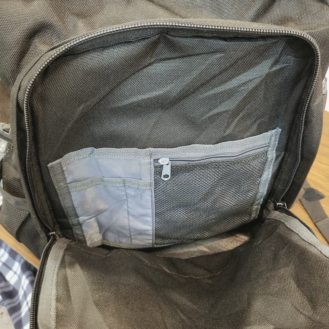 캉골 블랙 백팩(새상품 컨디션) 상품이미지8