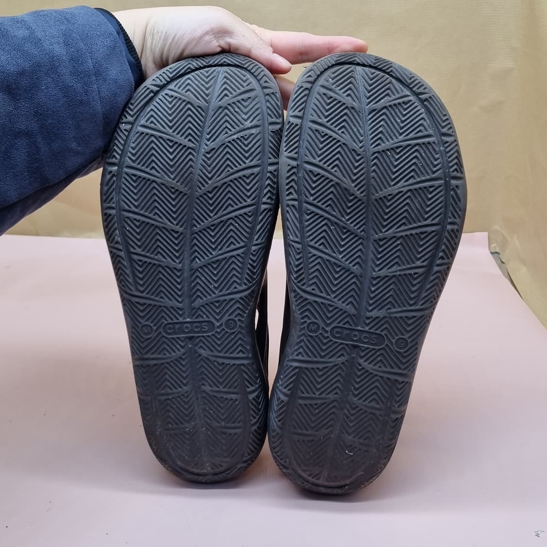 크록스 스위프트워터 남성샌들270 상품이미지3