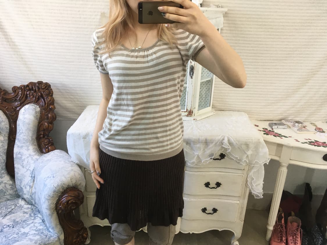 얼스뮤직 스트라이프 퍼프 니트 상품이미지1