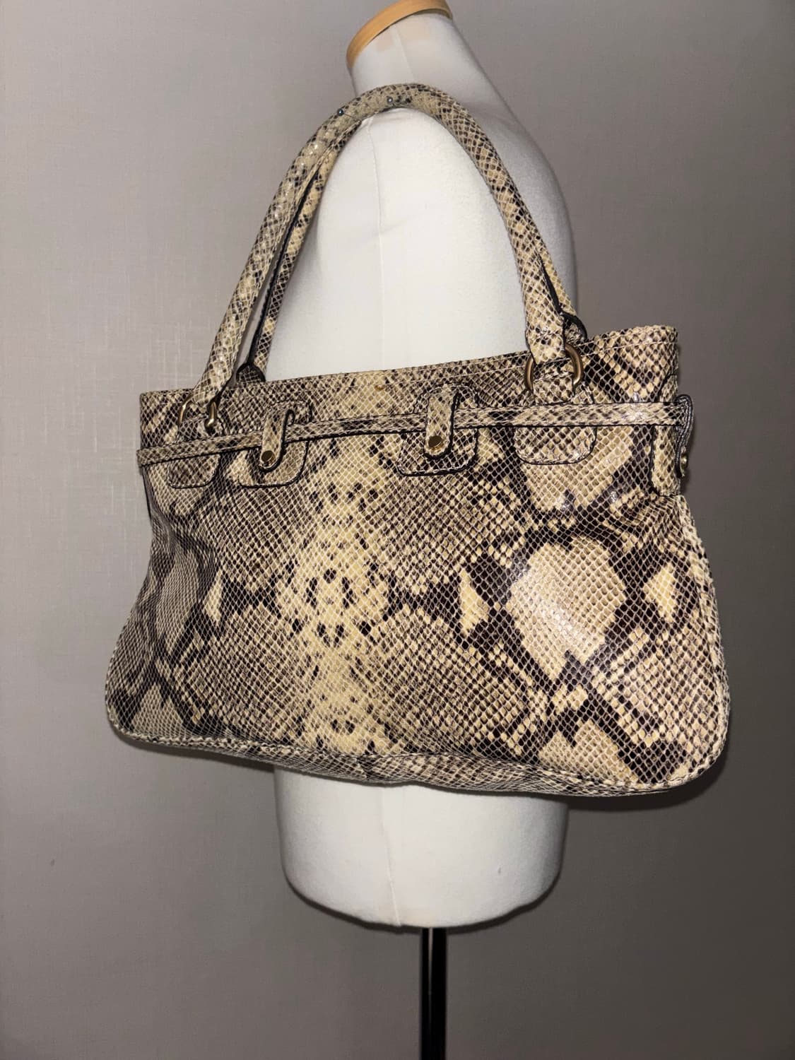 Michael Kors snake pattern shoulder bag 상품이미지2
