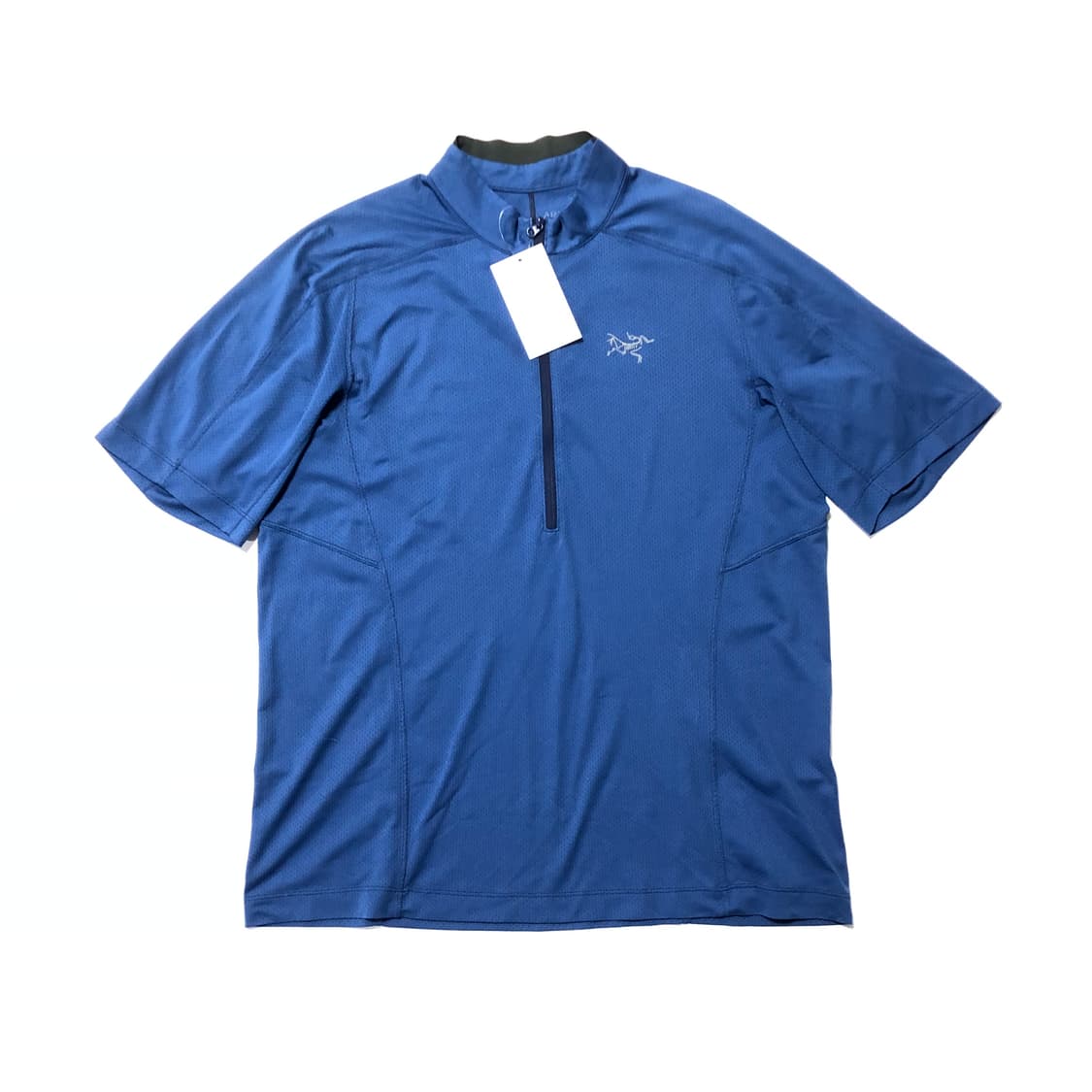 아크테릭스 반집업 반팔 상품이미지1