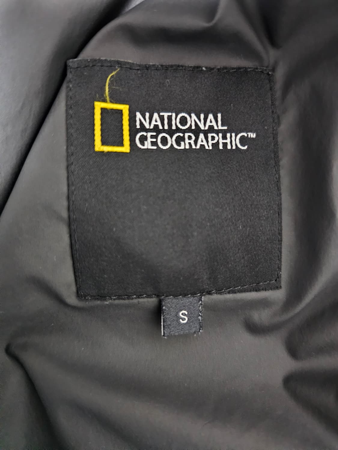 내셔널지오그래픽 블랙 바람막이 후드 자켓 S 90 상품이미지3