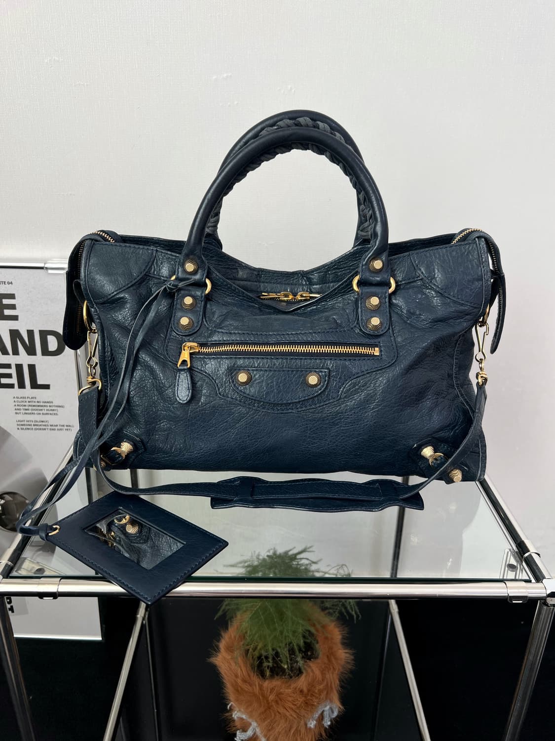 발렌시아가 모터백 상품이미지1