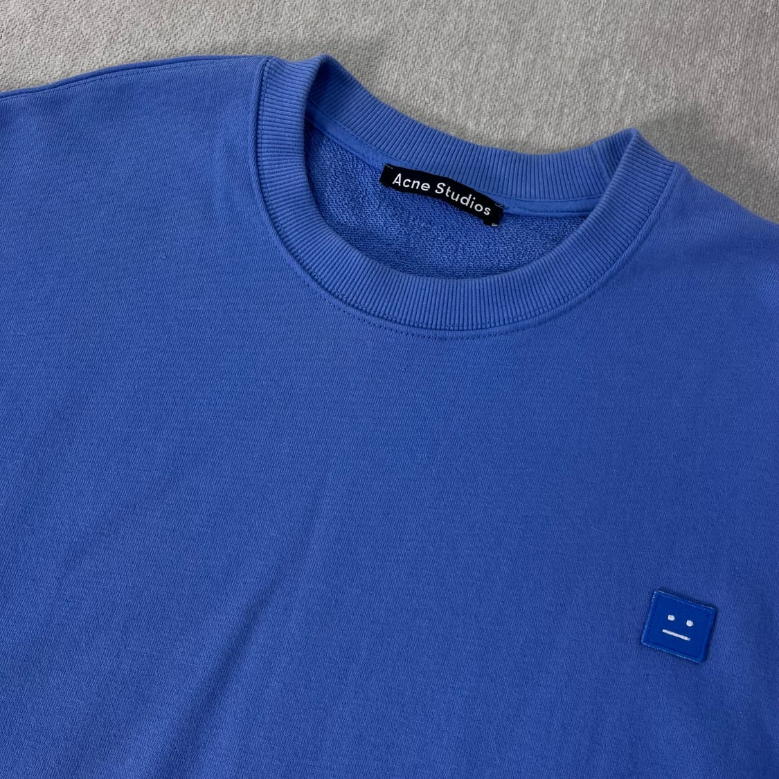 100 아크네스튜디오 페이스로고 맨투맨 상품이미지2