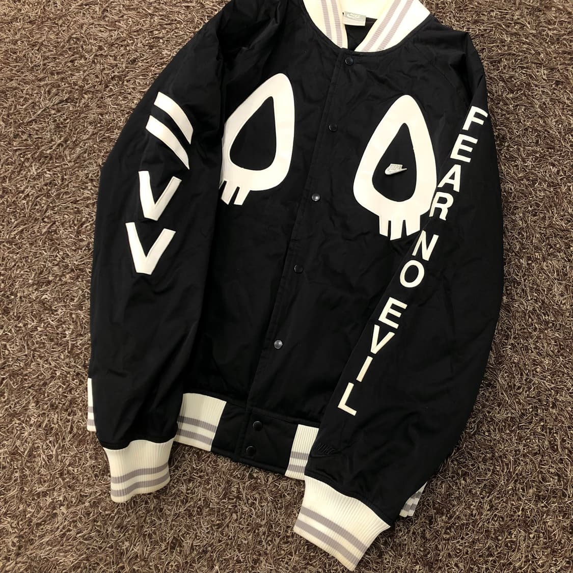 나이키 X 카세트플레야 이블 봄버 스타디움 바시티 자켓 상품이미지4