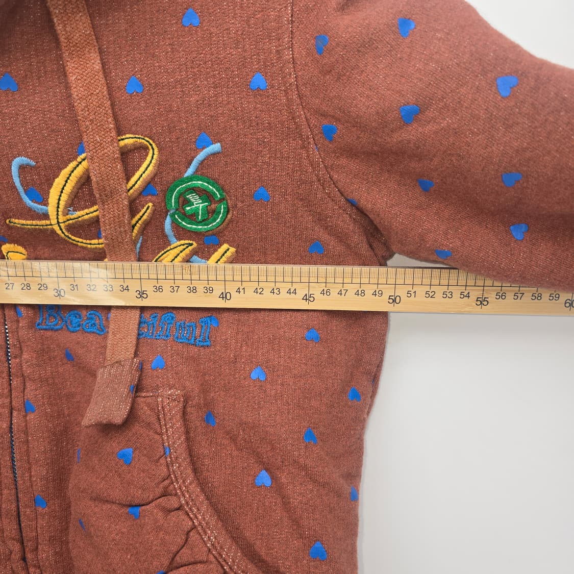 브라운 베이스에 블루 하트 패턴 후드집업 상품이미지9