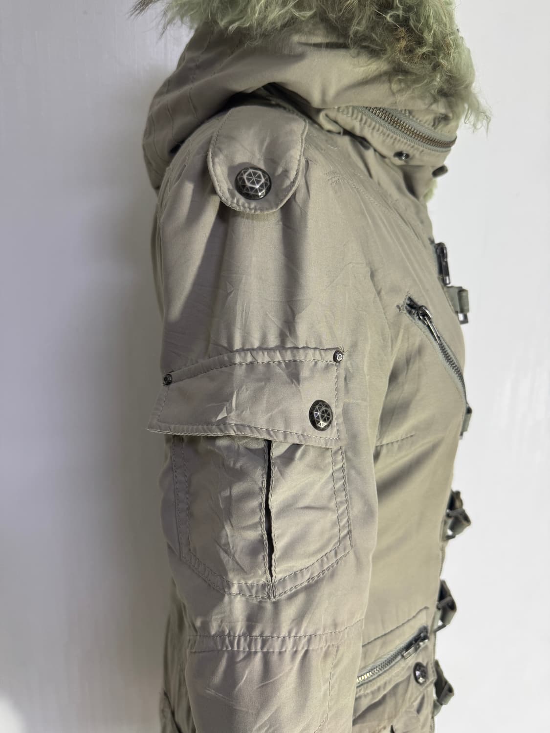 Sly 퍼 트리밍 밀리터리 벨티드 롱 파카 y2k vkei lgb goa 상품이미지8