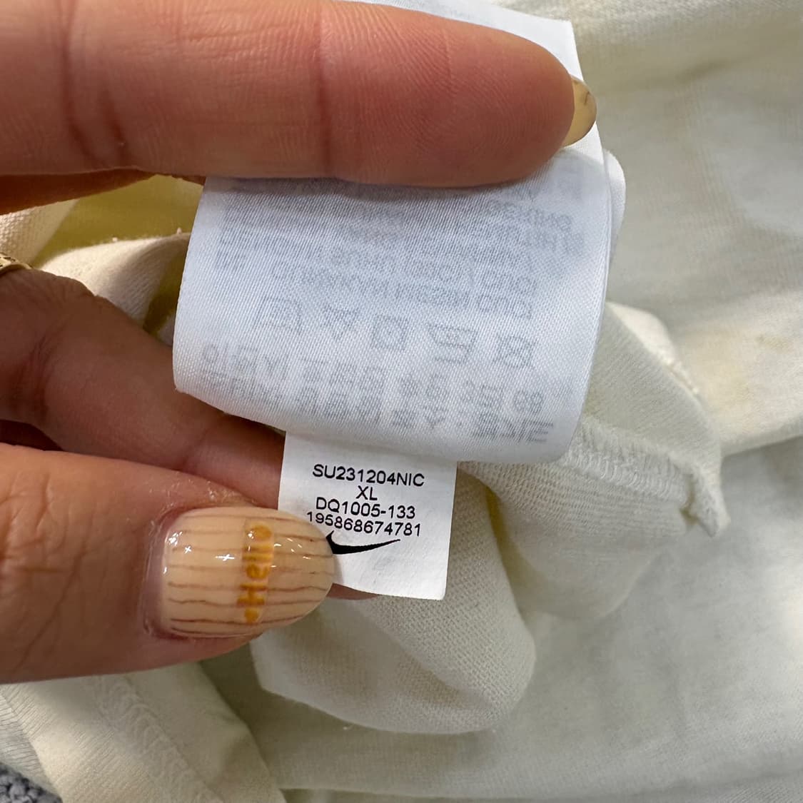 XL 나이키 스몰로고 반팔 티셔츠 0414J 상품이미지6