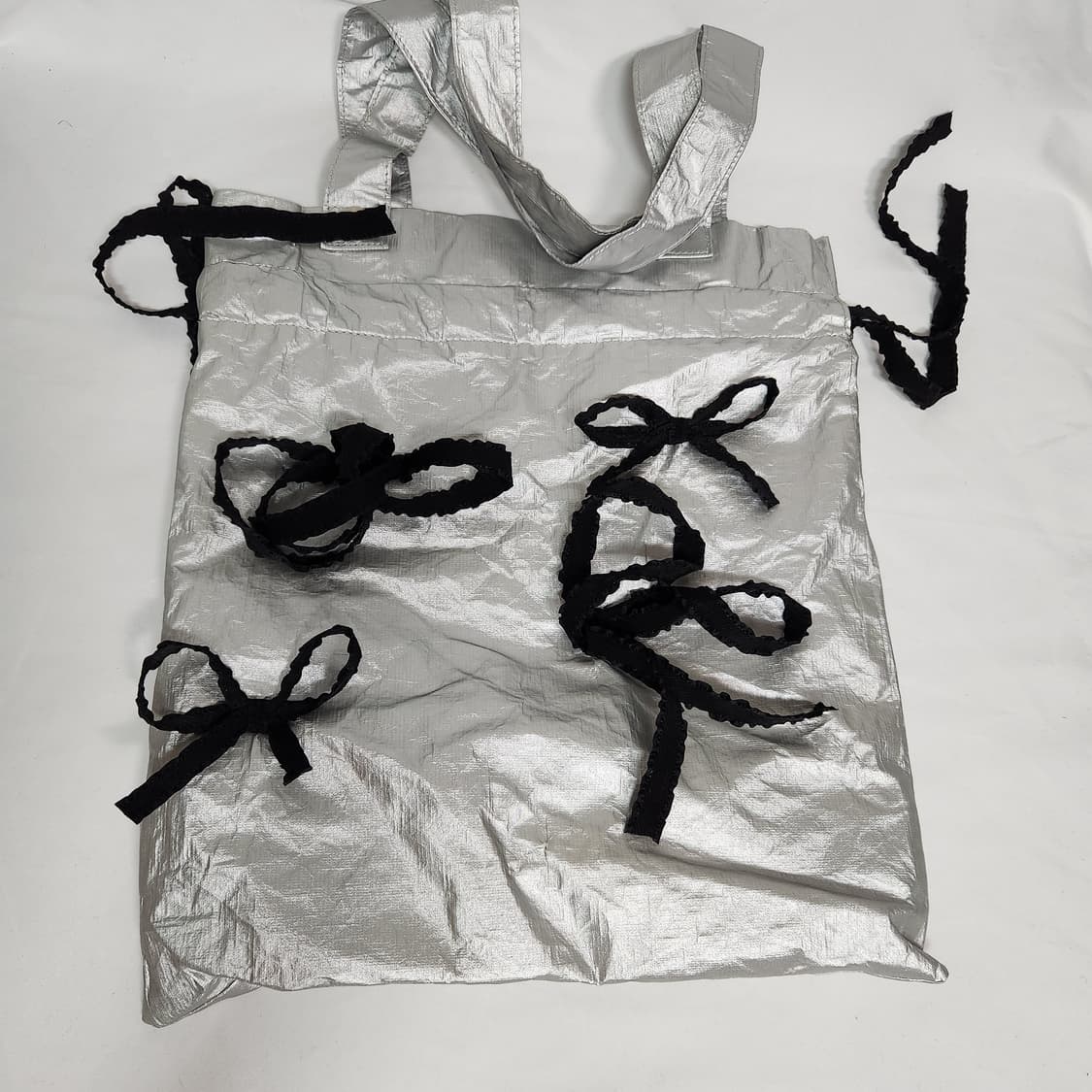 H955 YUSE 유즈 리본 스트링 숄더백
 상품이미지1