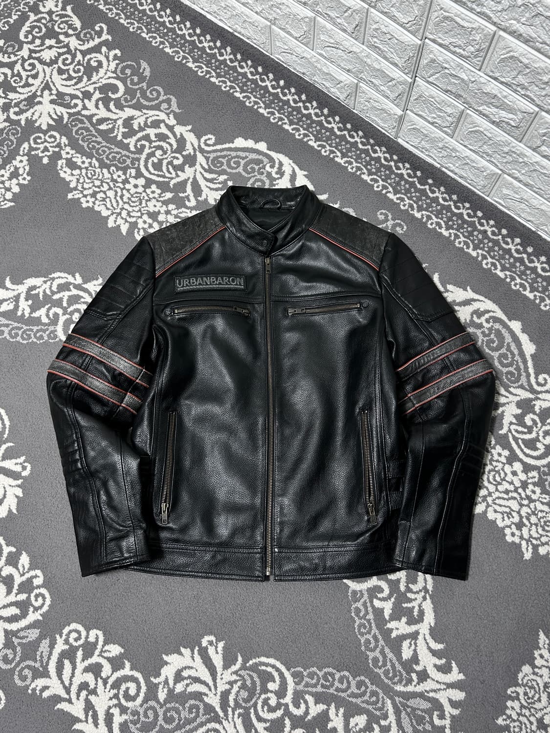 VIIBOY 스컬 패치 카우 레더 자켓 상품이미지5