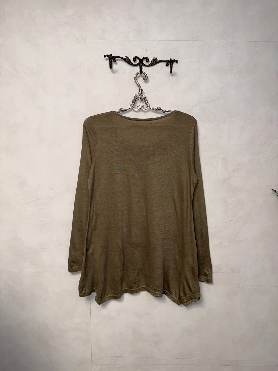 Khaki oriental butterfly unbalanced 긴팔티 상품이미지6