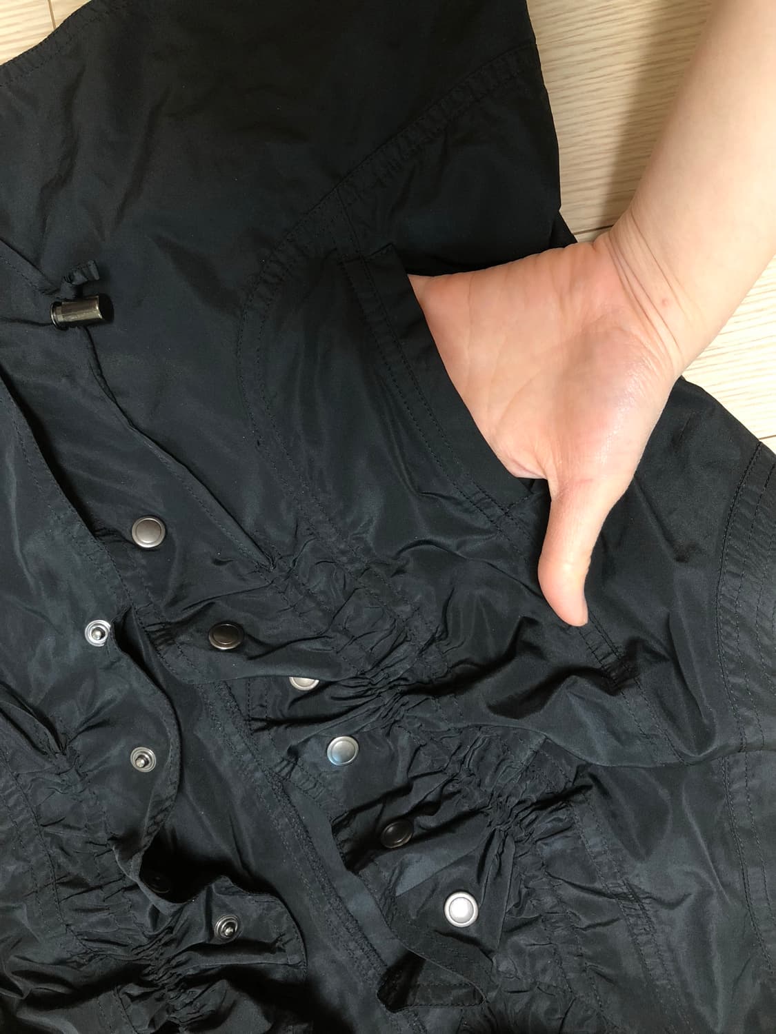 나일론 셔링 러플 버튼 베스트 조끼 슬리브리스 프릴 나시 상품이미지6