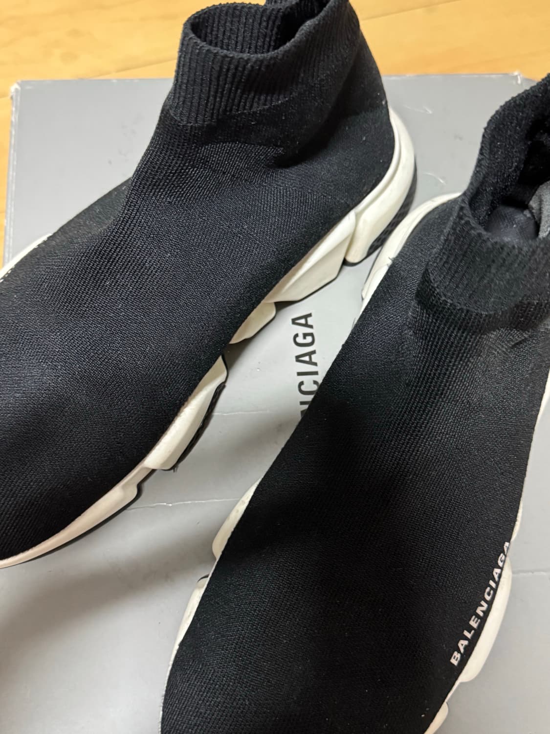 발렌시아가 스피드러너 상품이미지3