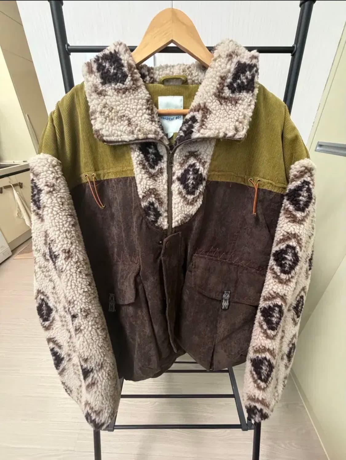 나바조패턴 배색 쉘파 퀼티드 점퍼 상품이미지1