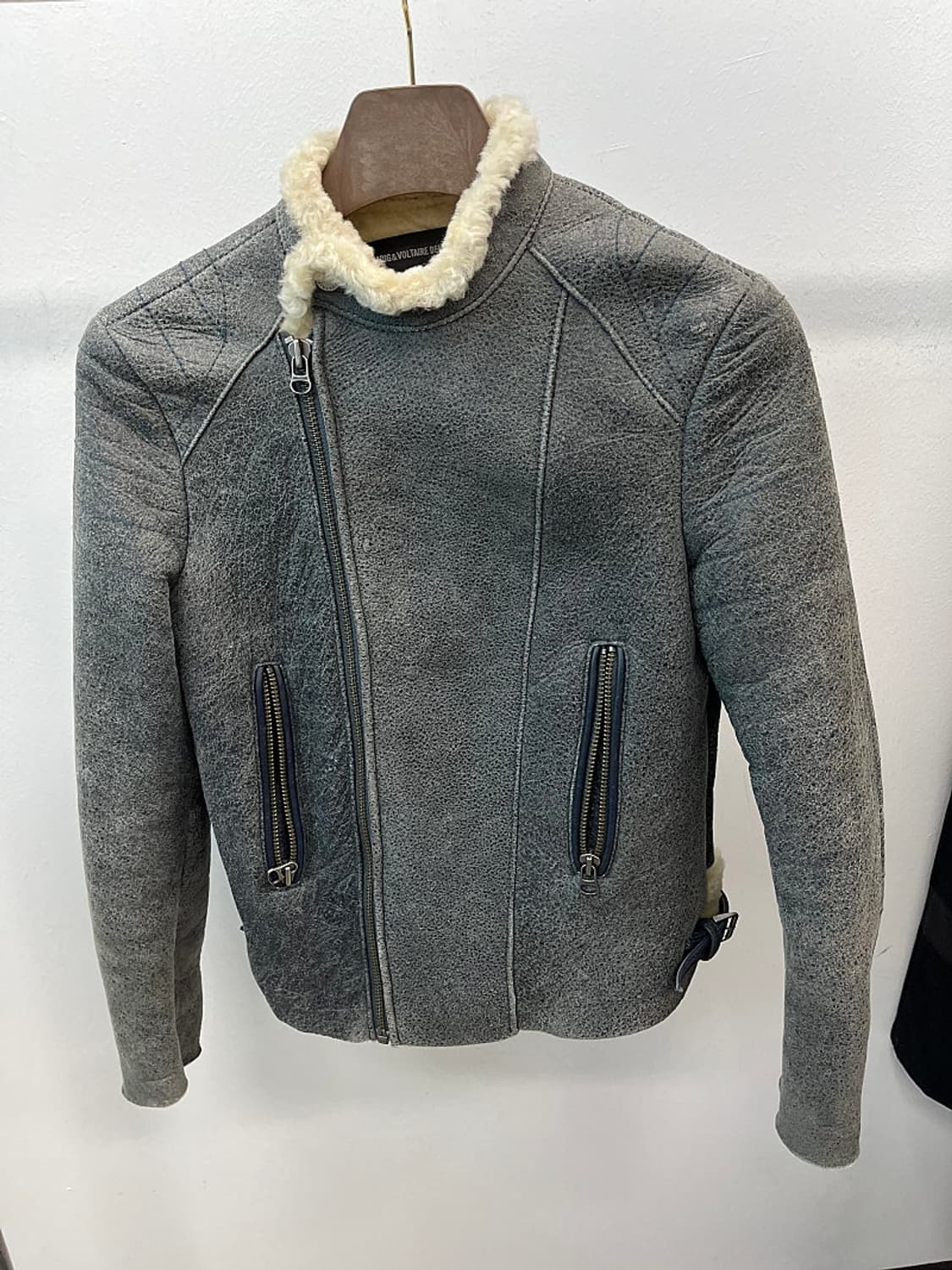 여) 쟈딕앤볼테르 양털 무스탕 자켓  상품이미지1