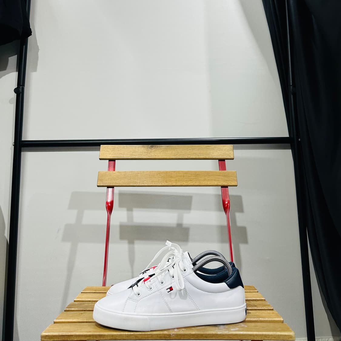 240) 타미힐피거 운동화 여성 여자 신빌 화이트 레더 스니커즈 상품이미지3