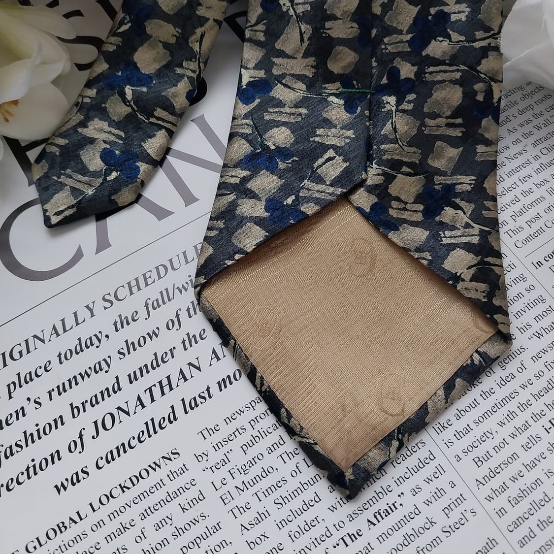 니노 세루티 실크 네이비 플라워 패턴 넥타이 9.3cm A등급 K1212 상품이미지6