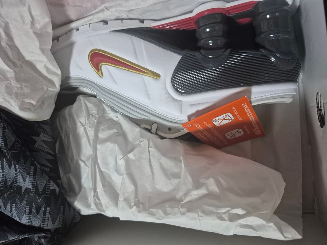 나이키 마틴로즈 샥스 mr4 화이트 앤 바시티 레드 상품이미지1