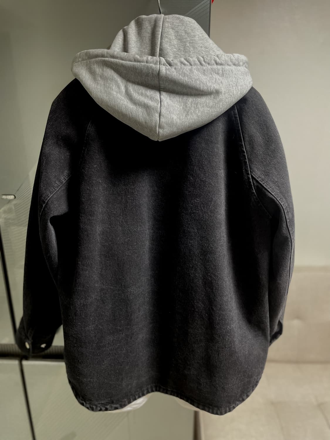 솔리드옴므 흑청 후드데님자켓 판매 상품이미지2