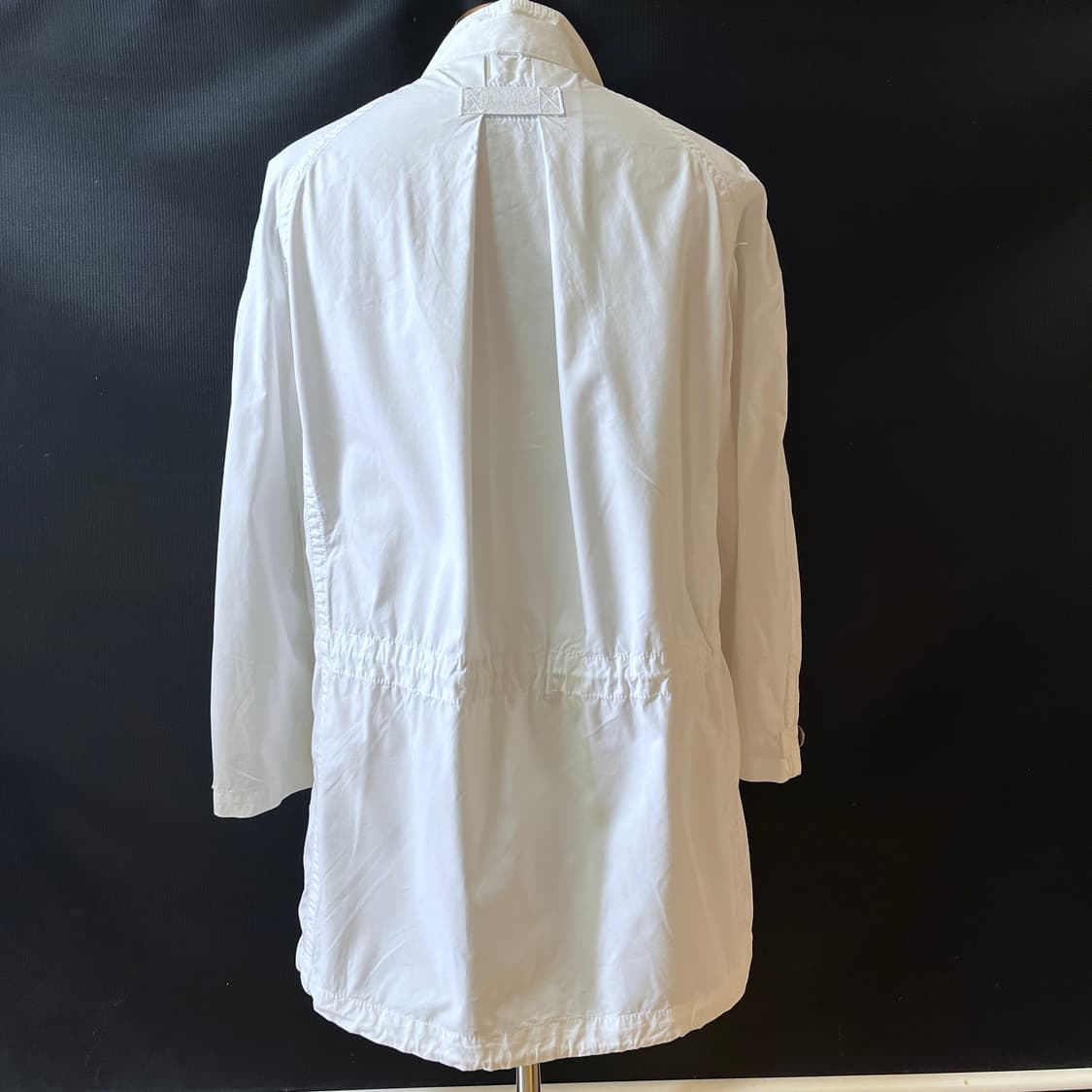 M) 버버리 Made in Italy  화이트 코튼 경량 사파리 자켓 상품이미지6