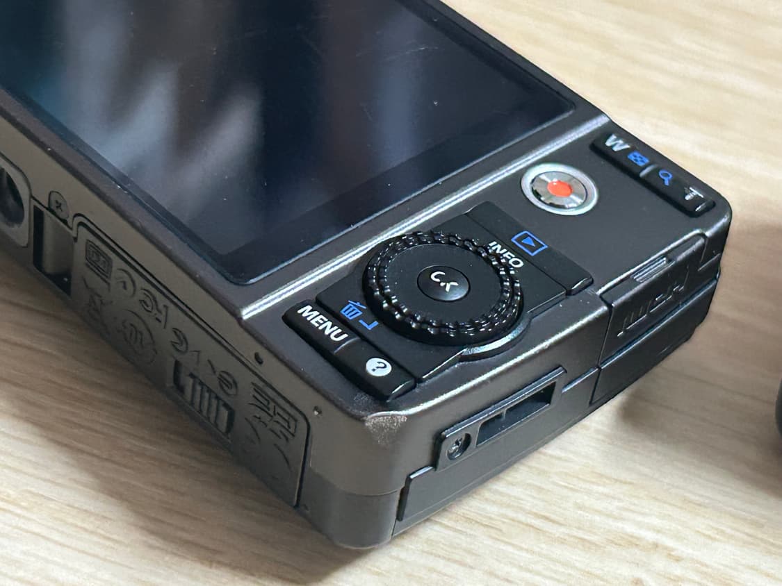 올림푸스 뮤7050 블랙디카(소프트포커스o) 상품이미지10