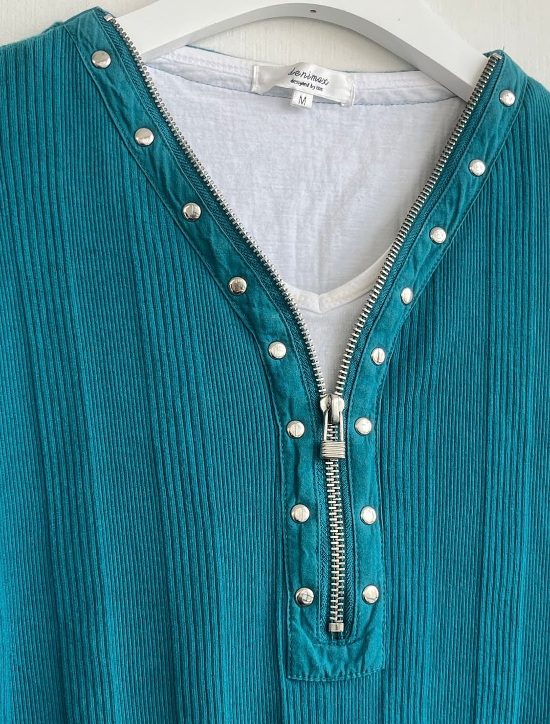 DENIMAX Y2K 스터드 집업 골지 티셔츠 상품이미지2