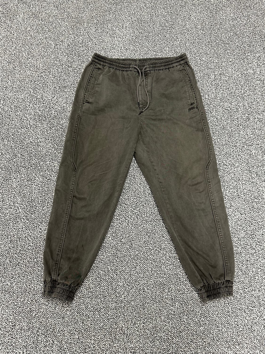 준지 신형 조거팬츠 카키 상품이미지1