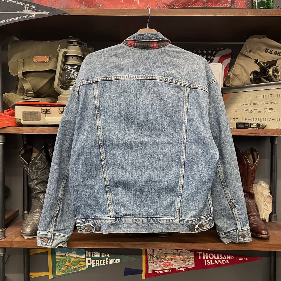 90s 리바이스 Made in USA 체크 라이닝 데님 자켓 상품이미지2