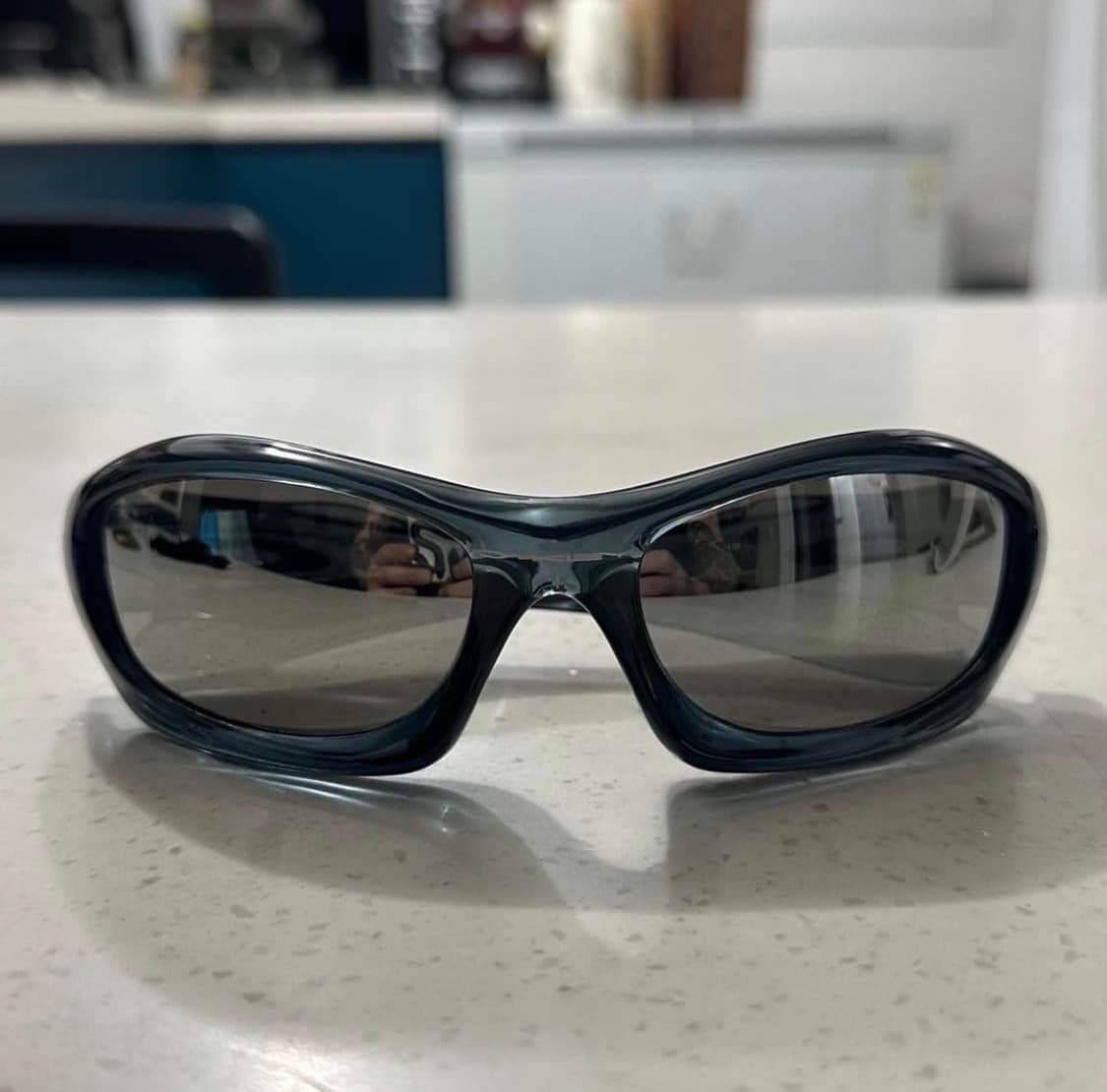 오클리 몬스터독 상품이미지1