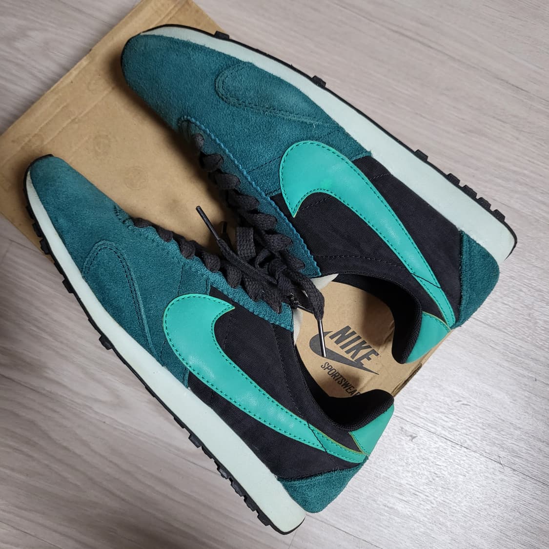 나이키 빈티지 프리 몬트리올 레이서(240) 상품이미지3