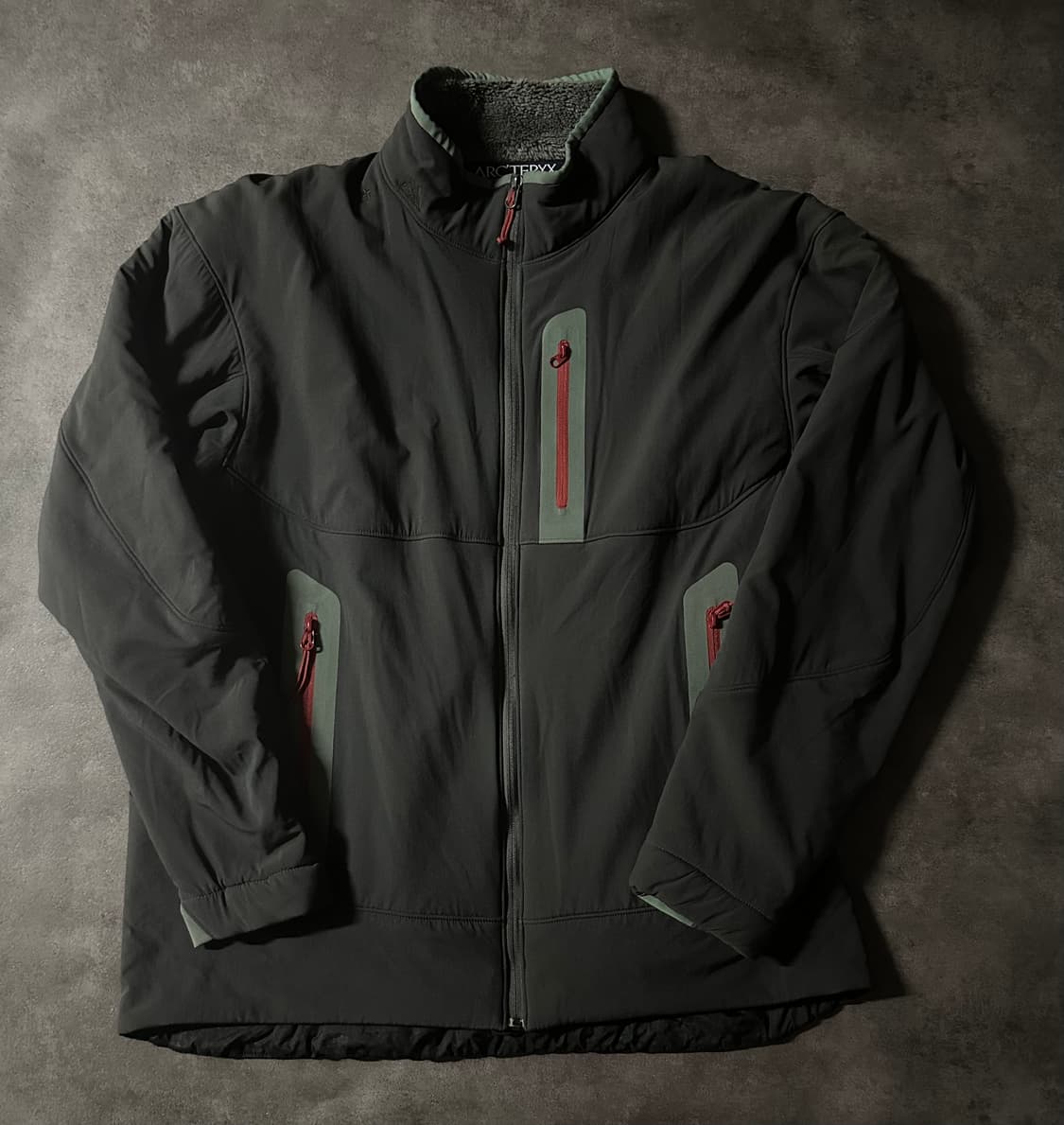 아크테릭스 입실론 SV 소프트쉘 자켓 상품이미지1