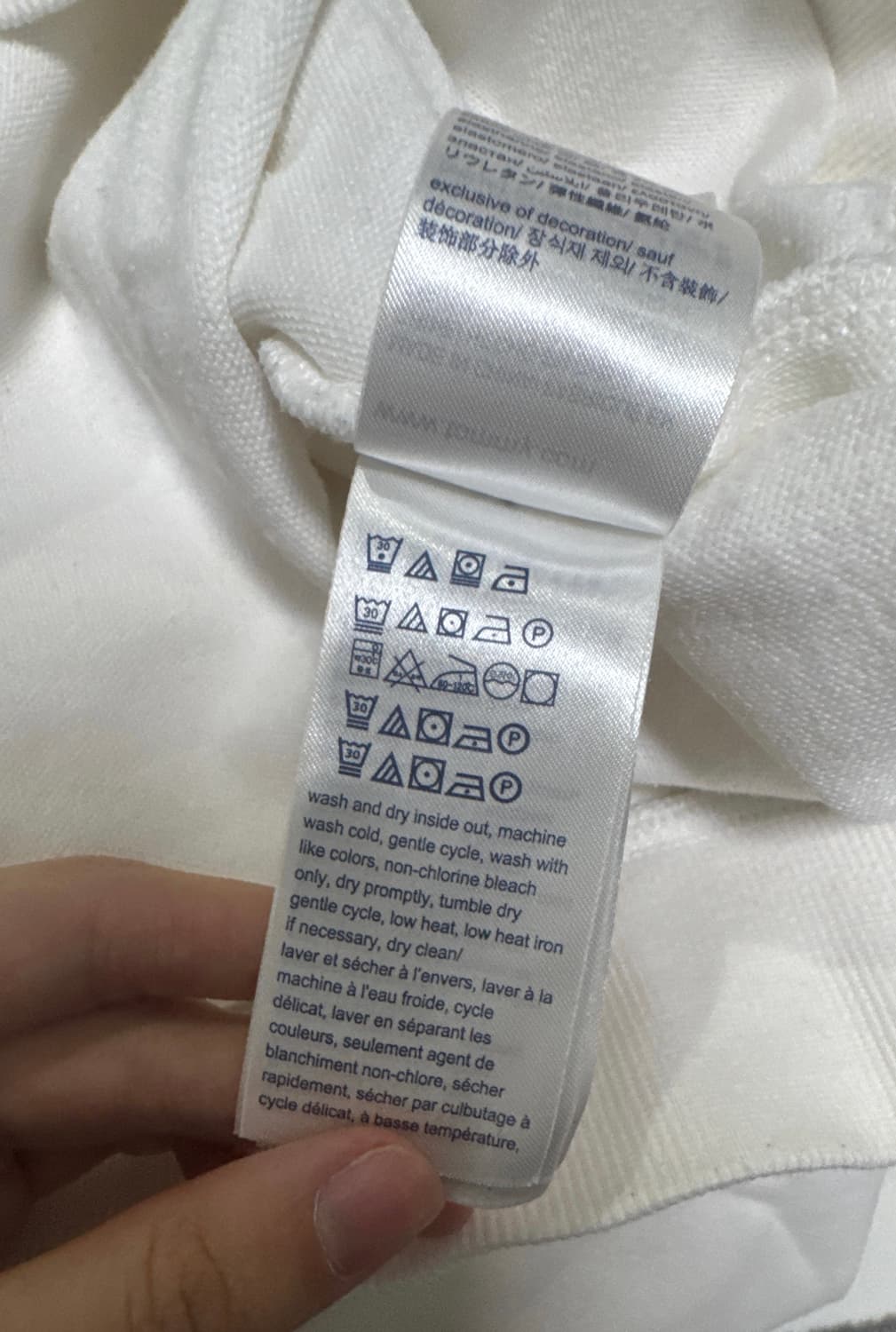 타미진스 컬러 자수 화이트 맨투맨 상품이미지7