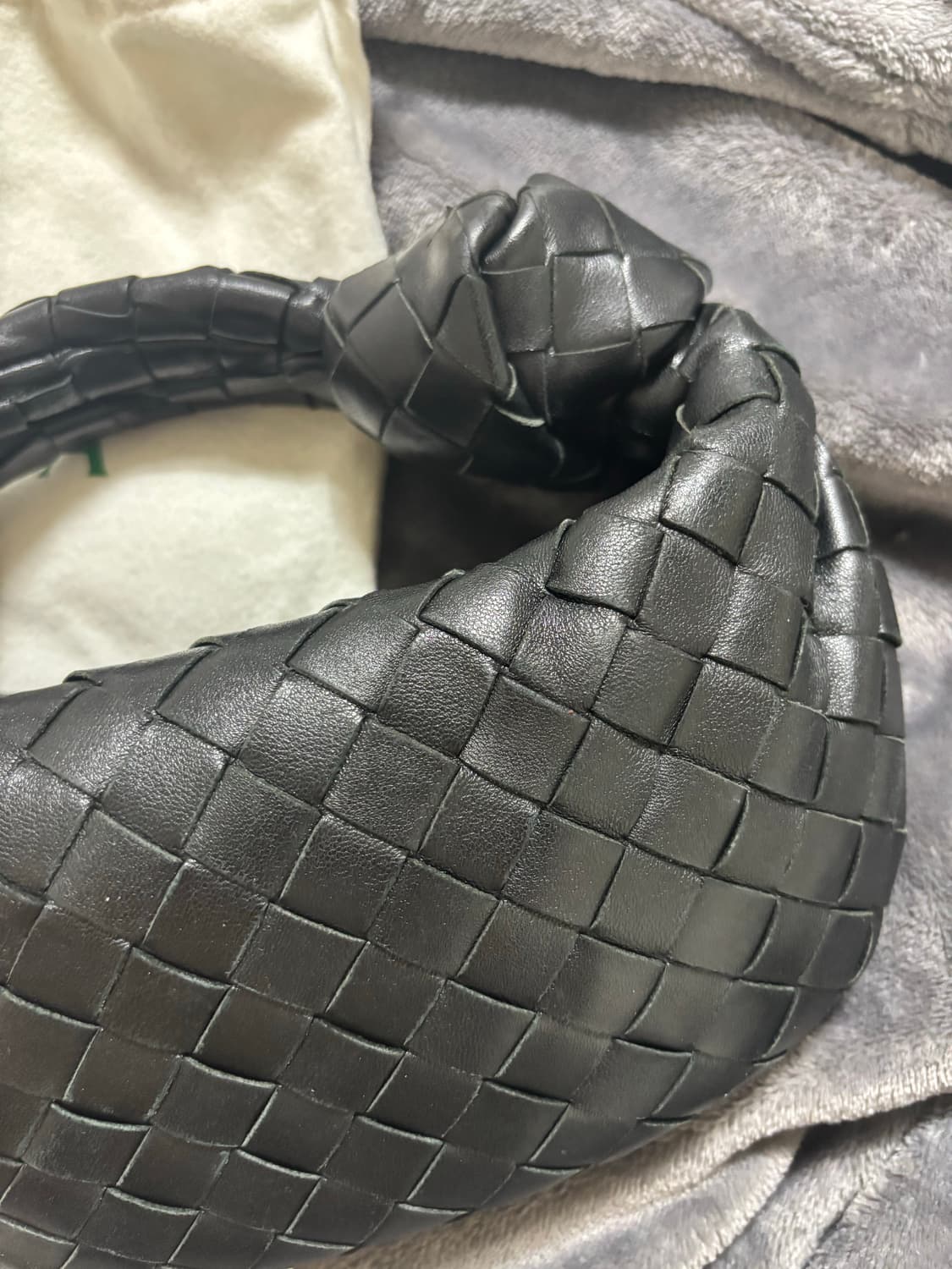 보테가베네타 조디백 미니 블랙 은장 상품이미지4