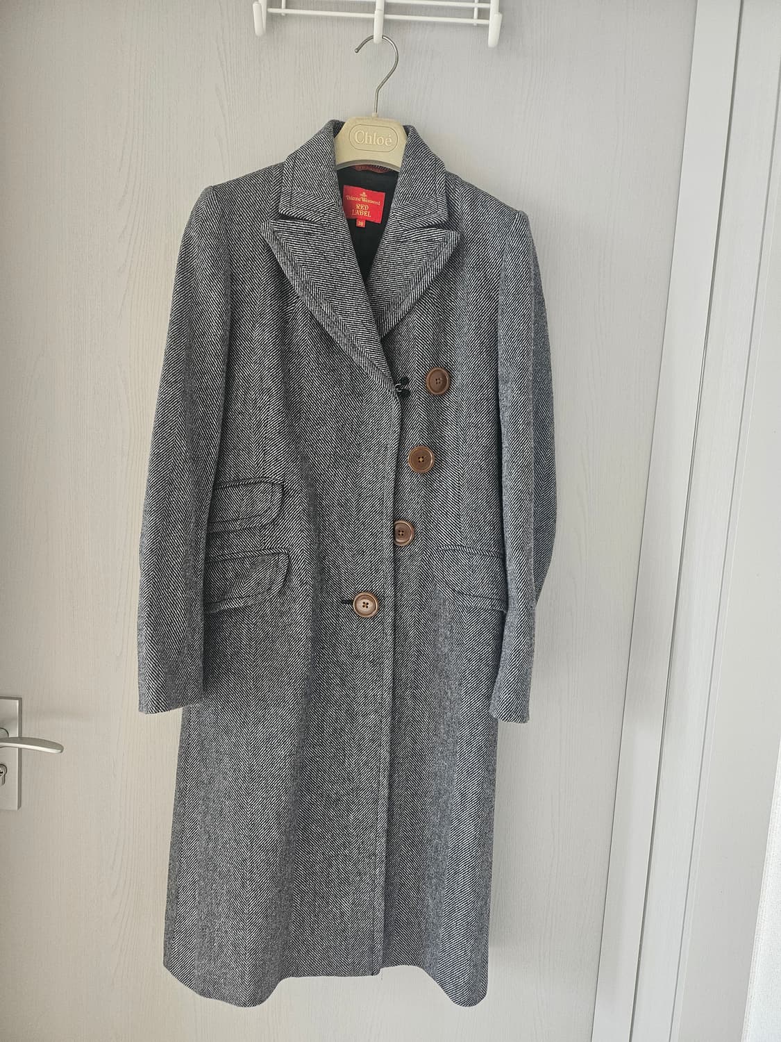 비비안웨스트우드 헤링본 롱코트 상품이미지1