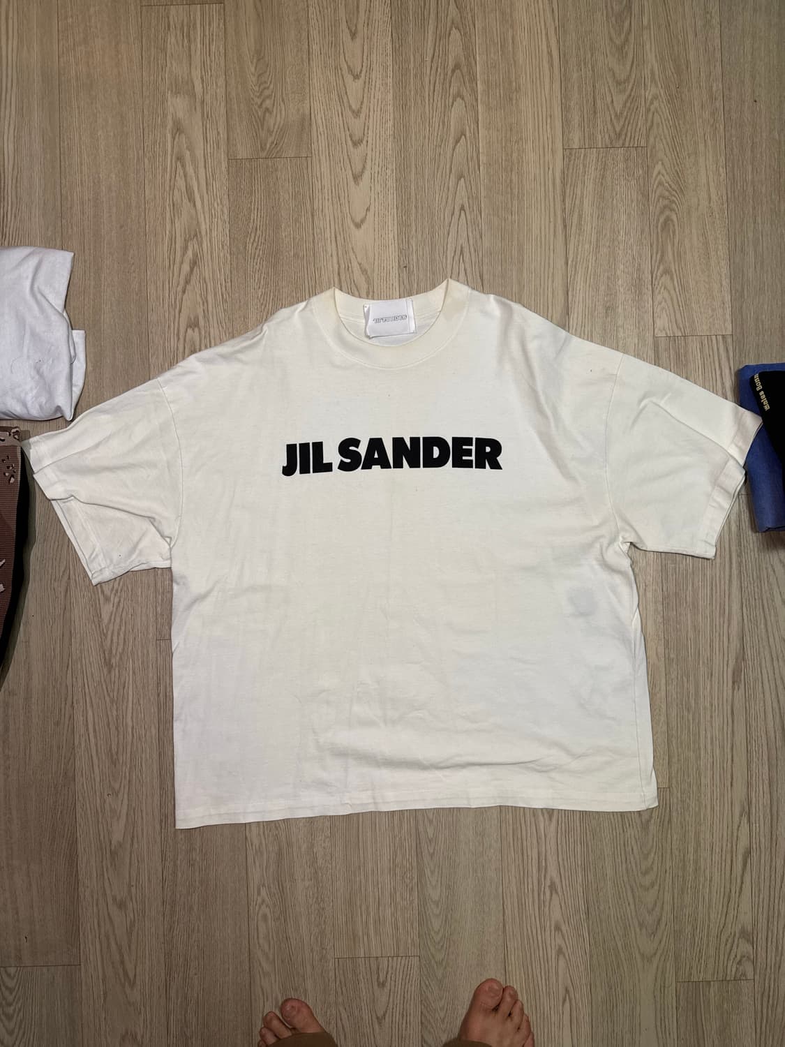 질샌더 로고 티셔츠 박스핏 네추럴 화이트 상품이미지1