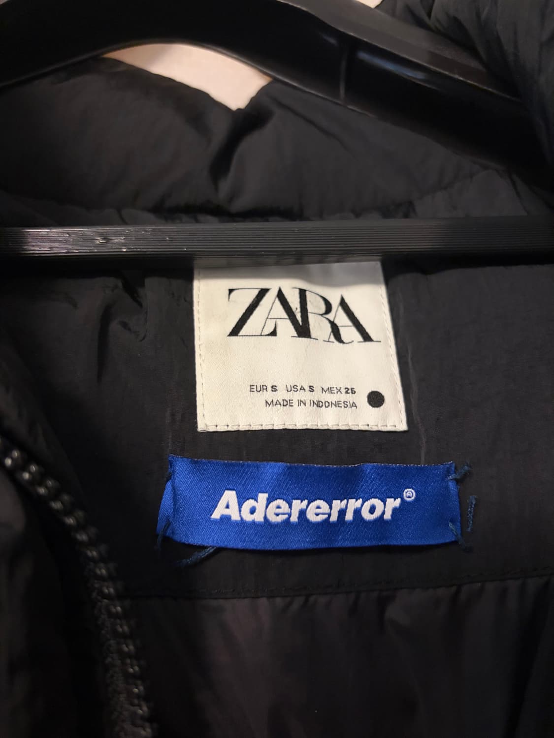 자라 아더에러 지그재그 패딩 상품이미지2