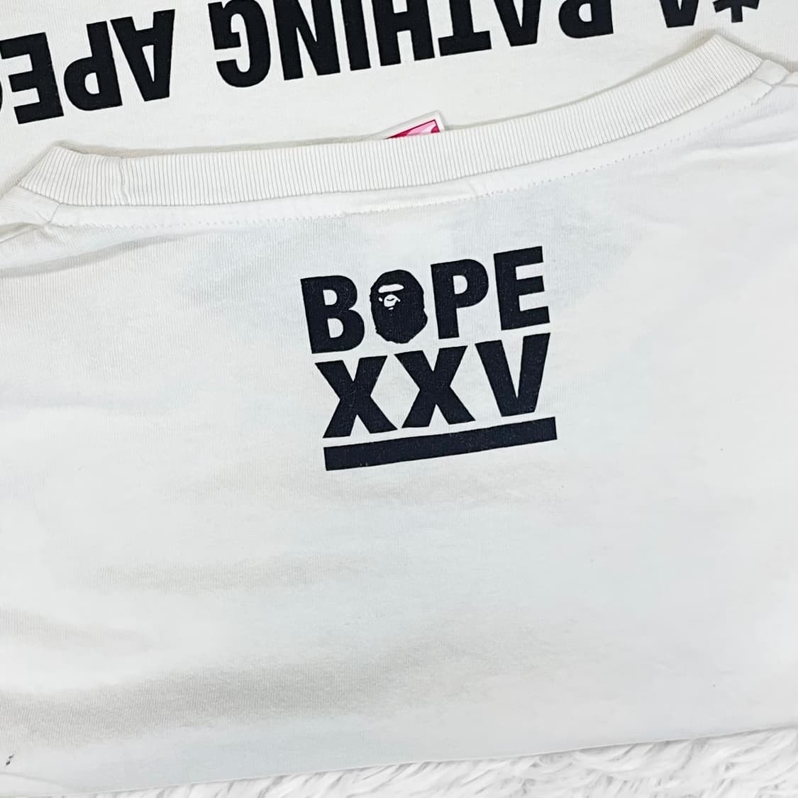 베이프 Bape 25주년 빅 헤드 사루 반팔티 화이트 상품이미지4